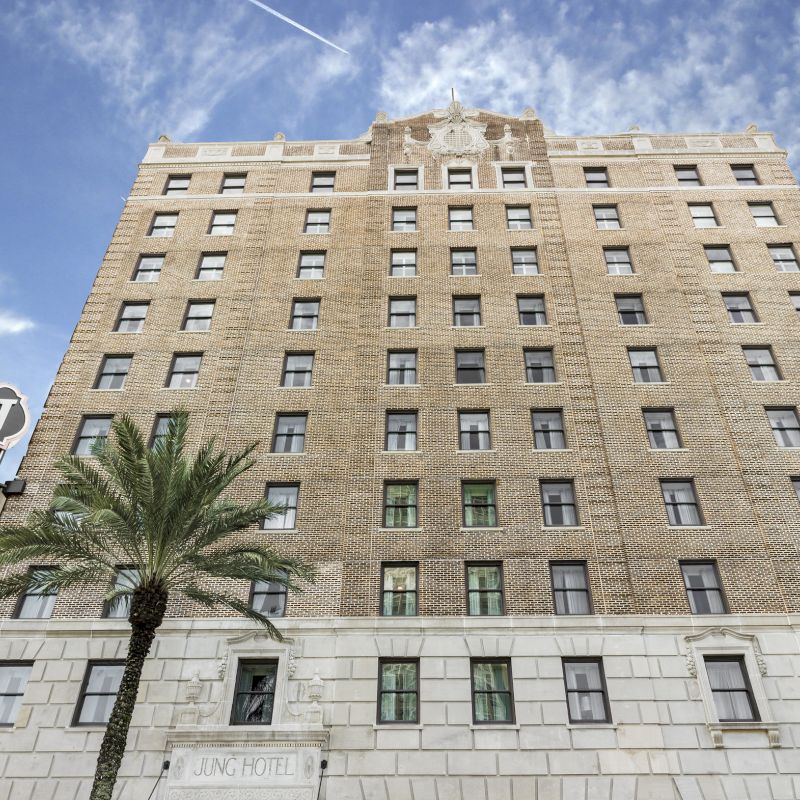 The Jung Hotel & Residences